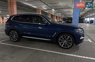 Внедорожник / Кроссовер BMW X3 2017 в 