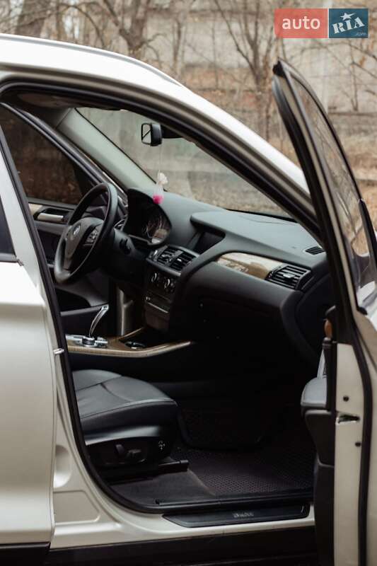 Внедорожник / Кроссовер BMW X3 2011 в Овруче