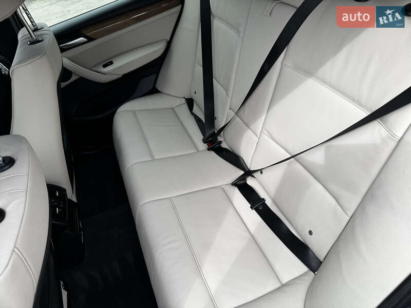 Внедорожник / Кроссовер BMW X3 2013 в Ковеле