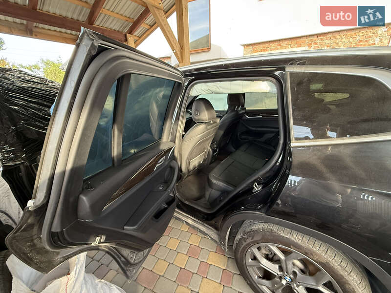 Позашляховик / Кросовер BMW X3 2022 в Новояворівську