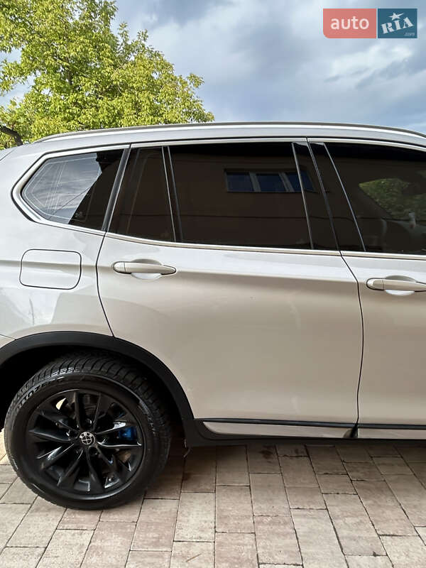 Внедорожник / Кроссовер BMW X3 2014 в Калуше