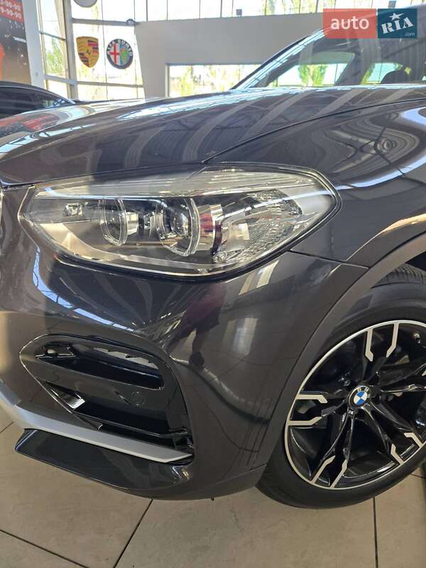 Внедорожник / Кроссовер BMW X3 2021 в Одессе