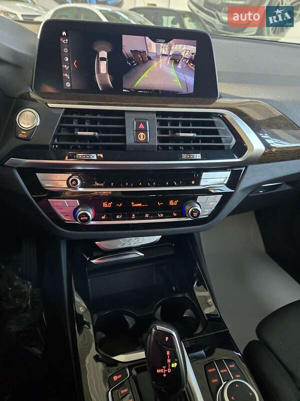 Внедорожник / Кроссовер BMW X3 2021 в Одессе