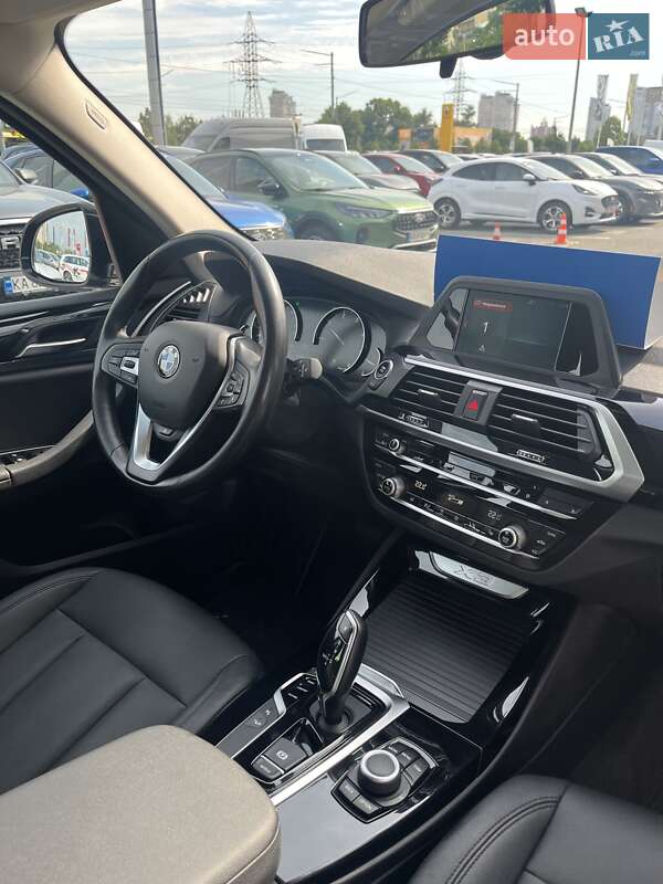Внедорожник / Кроссовер BMW X3 2018 в Киеве фото 11 Внедорожник / Кроссовер BMW X3 2018 в Киеве