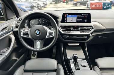 Позашляховик / Кросовер BMW X3 2022 в 
