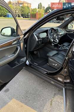 Позашляховик / Кросовер BMW X3 2023 в 