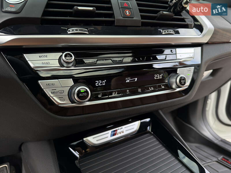 Внедорожник / Кроссовер BMW X3 2020 в Днепре