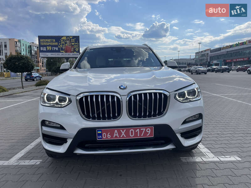 Позашляховик / Кросовер BMW X3 2018 в Києві