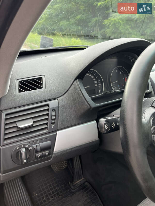 Позашляховик / Кросовер BMW X3 2008 в Києві