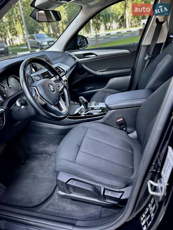 Внедорожник / Кроссовер BMW X3 2019 в Харькове