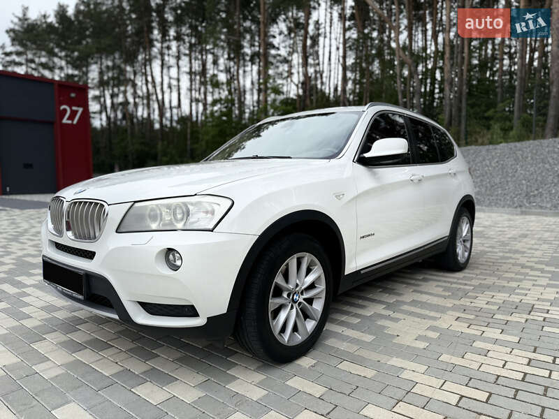 BMW X3 2011
