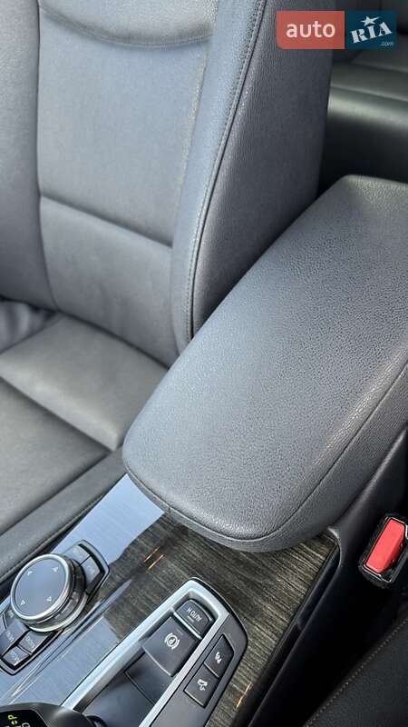 Внедорожник / Кроссовер BMW X3 2015 в Киеве