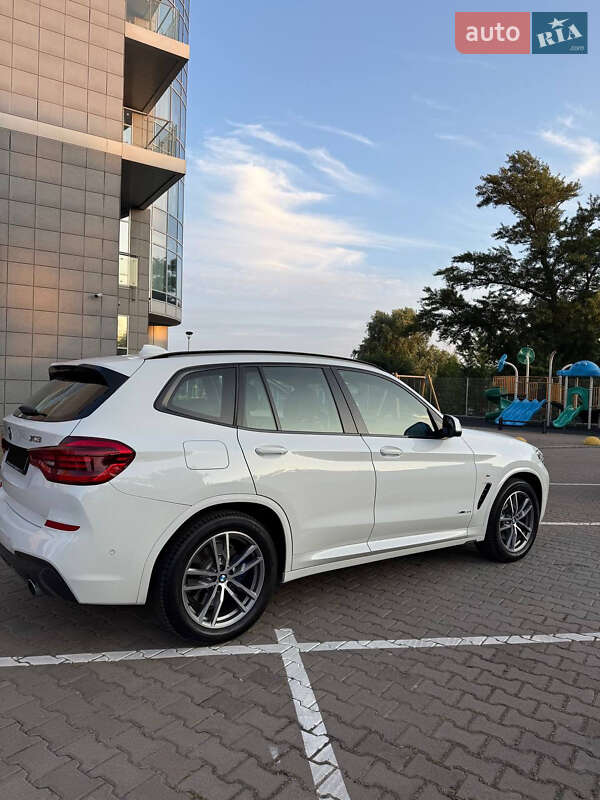 Внедорожник / Кроссовер BMW X3 2018 в Киеве