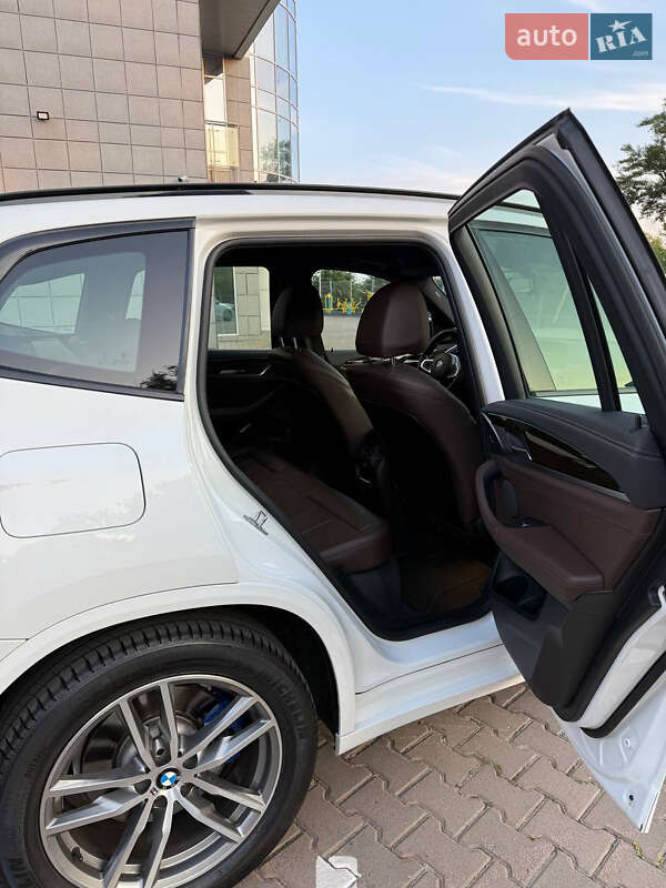 Внедорожник / Кроссовер BMW X3 2018 в Киеве