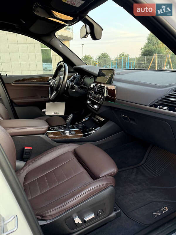 Внедорожник / Кроссовер BMW X3 2018 в Киеве