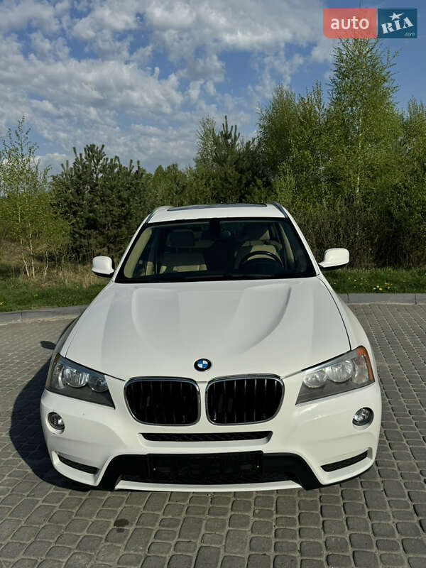 Позашляховик / Кросовер BMW X3 2012 в 