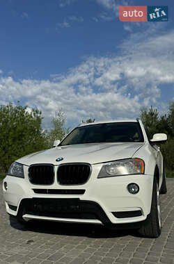 Позашляховик / Кросовер BMW X3 2012 в 