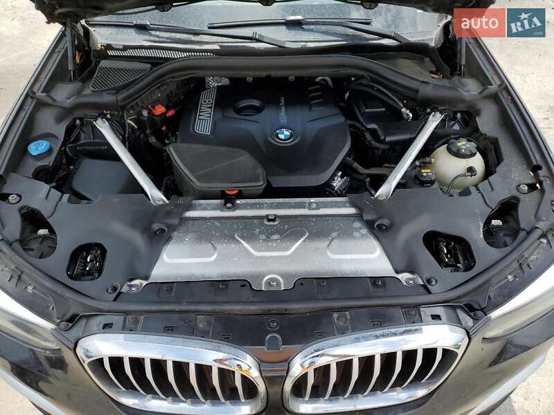Внедорожник / Кроссовер BMW X3 2019 в Киеве