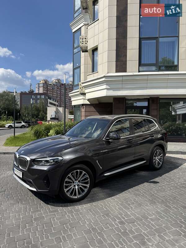 Внедорожник / Кроссовер BMW X3 2022 в Киеве