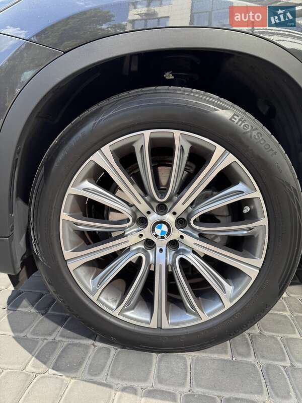 Внедорожник / Кроссовер BMW X3 2022 в Киеве