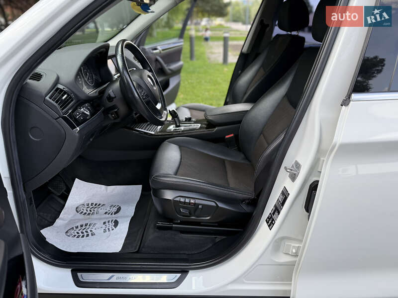 Внедорожник / Кроссовер BMW X3 2016 в Днепре