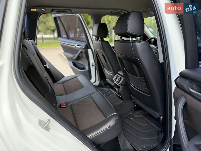 Внедорожник / Кроссовер BMW X3 2016 в Днепре