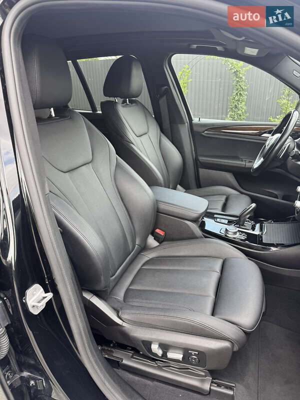 Внедорожник / Кроссовер BMW X3 2021 в Львове фото 33 Внедорожник / Кроссовер BMW X3 2021 в Львове