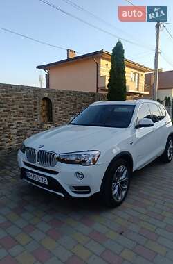 Внедорожник / Кроссовер BMW X3 2015 в Ужгороде
