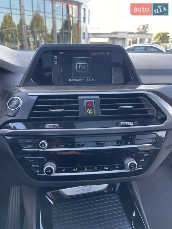 Внедорожник / Кроссовер BMW X3 2018 в Киеве