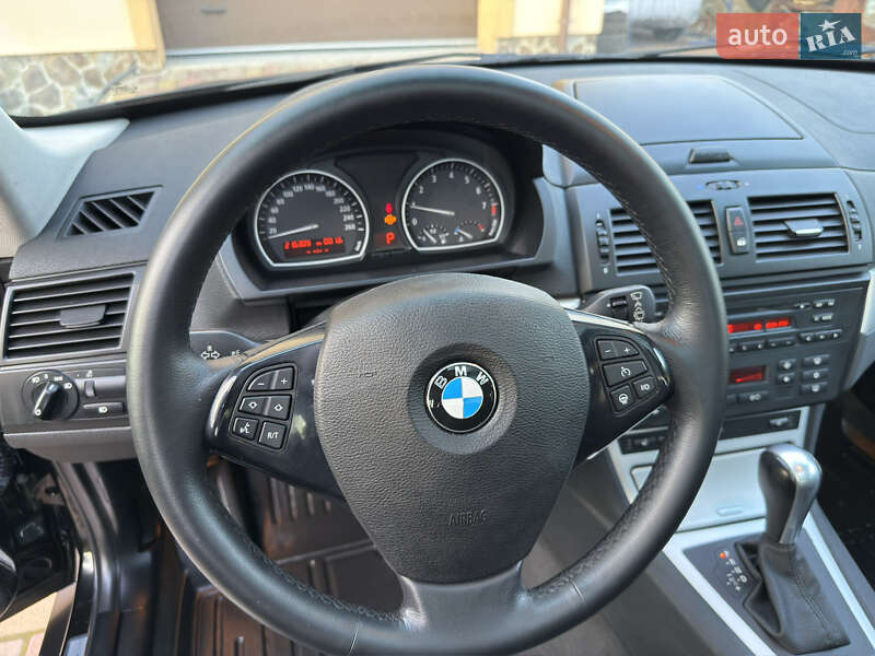 Внедорожник / Кроссовер BMW X3 2010 в Ивано-Франковске
