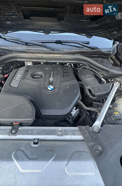 Внедорожник / Кроссовер BMW X3 2019 в 