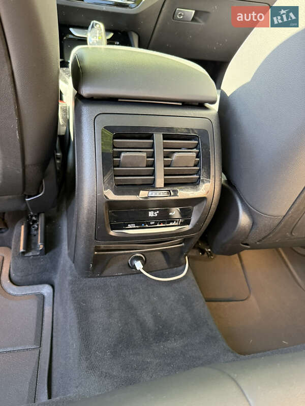 Внедорожник / Кроссовер BMW X3 2019 в Киеве