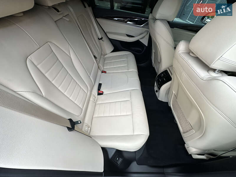 Позашляховик / Кросовер BMW X3 2018 в Дрогобичі фото 22 Позашляховик / Кросовер BMW X3 2018 в Дрогобичі