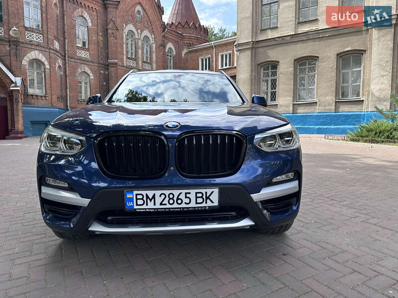 Внедорожник / Кроссовер BMW X3 2018 в Сумах