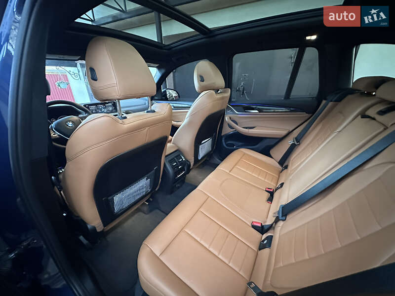 Внедорожник / Кроссовер BMW X3 2018 в Сумах
