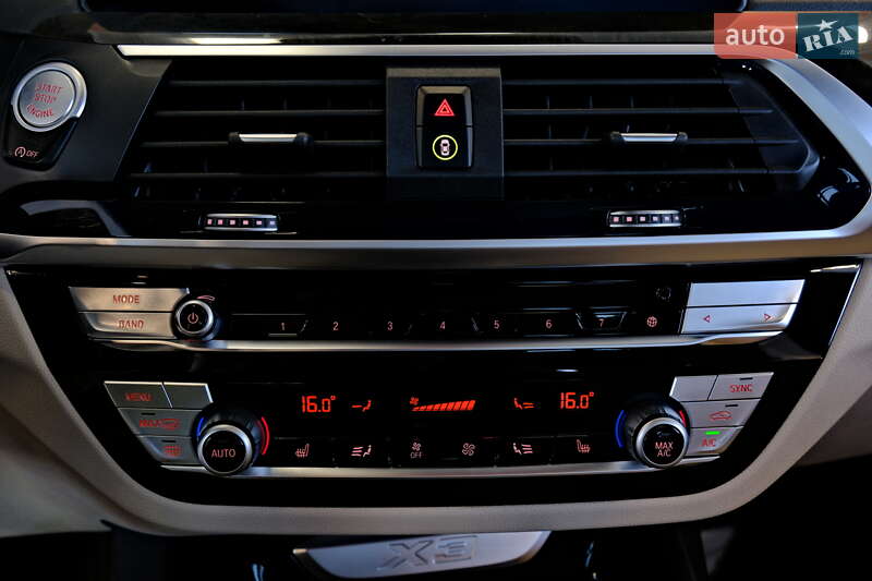 Внедорожник / Кроссовер BMW X3 2020 в Одессе