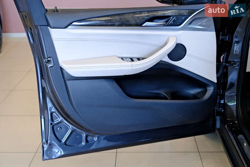 Внедорожник / Кроссовер BMW X3 2020 в Одессе