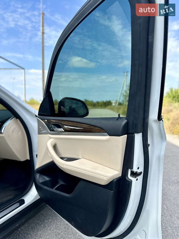 Позашляховик / Кросовер BMW X3 2019 в Кременчуці