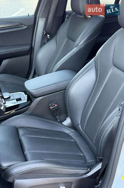 Внедорожник / Кроссовер BMW X3 2023 в 