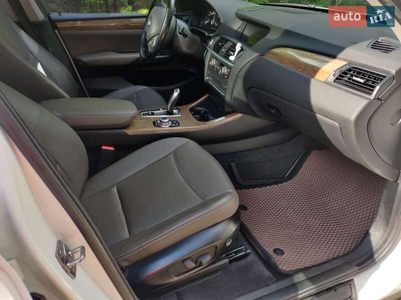 Внедорожник / Кроссовер BMW X3 2012 в Славутиче