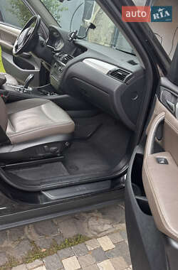 Внедорожник / Кроссовер BMW X3 2013 в 