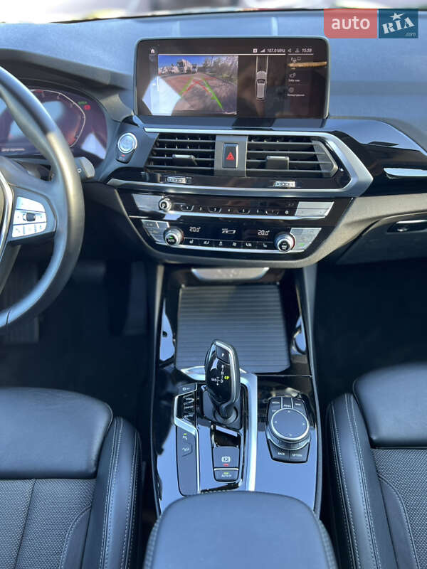 Внедорожник / Кроссовер BMW X3 2020 в Киеве