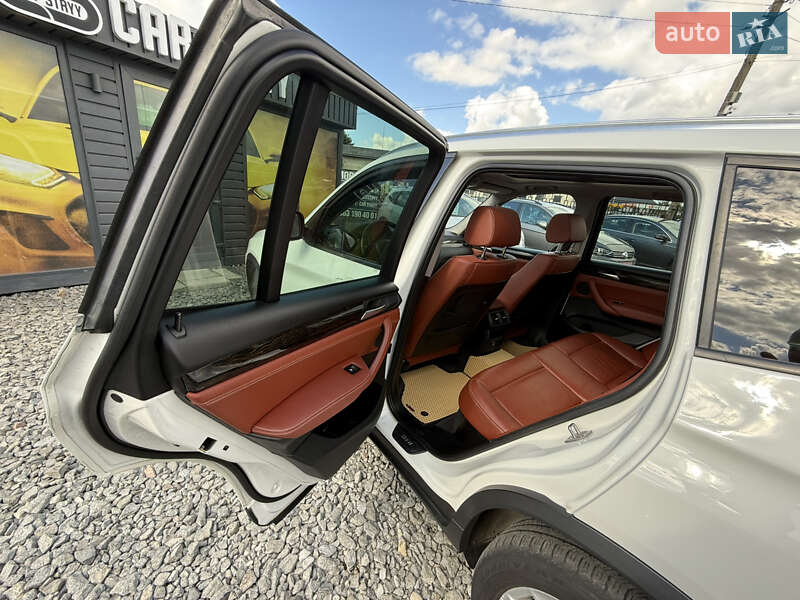 Внедорожник / Кроссовер BMW X3 2014 в Стрые