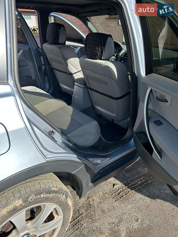Внедорожник / Кроссовер BMW X3 2005 в Ровно