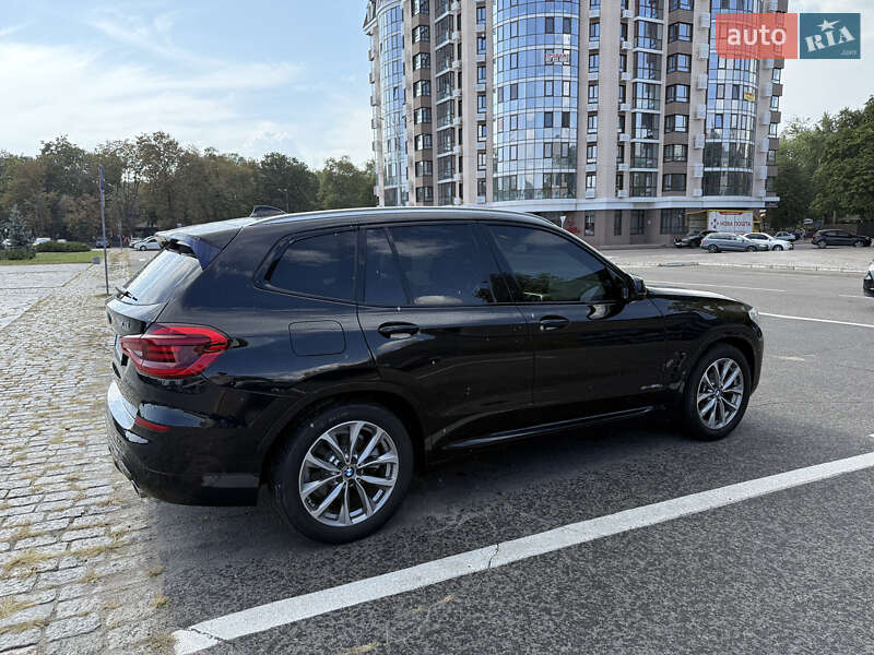 Внедорожник / Кроссовер BMW X3 2018 в Кременчуге