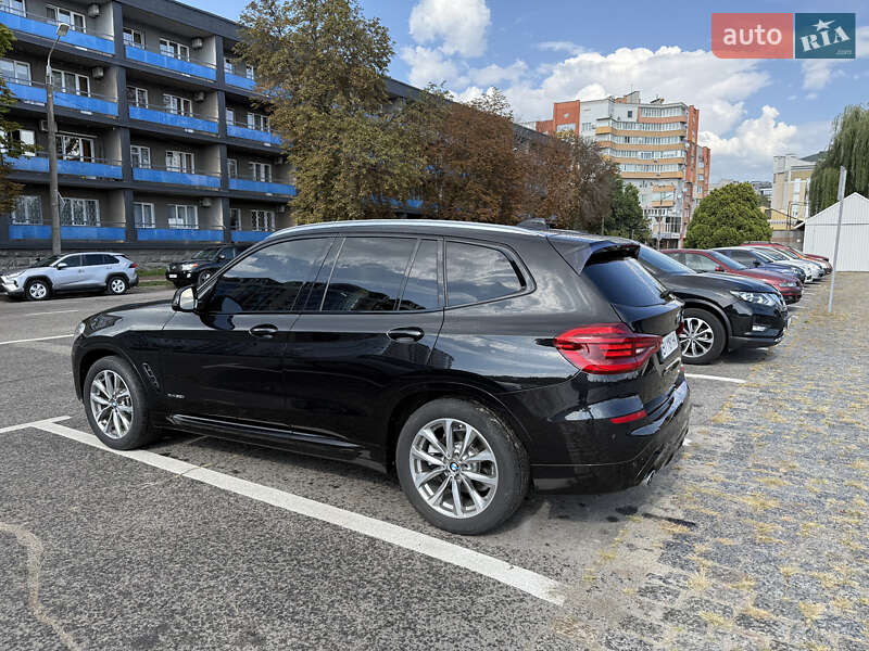 Внедорожник / Кроссовер BMW X3 2018 в Кременчуге