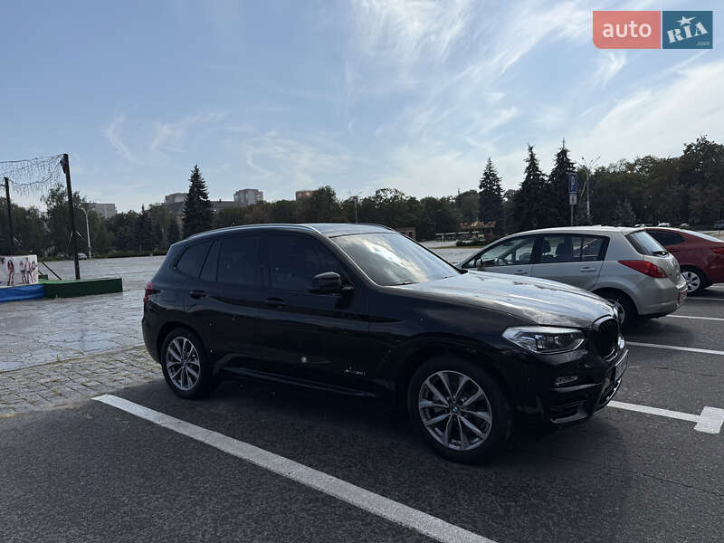 Внедорожник / Кроссовер BMW X3 2018 в Кременчуге
