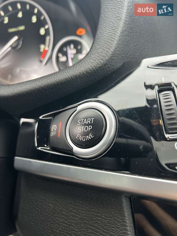 Внедорожник / Кроссовер BMW X3 2016 в Киеве