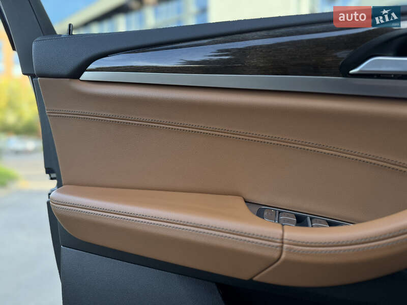 Внедорожник / Кроссовер BMW X3 2019 в Львове