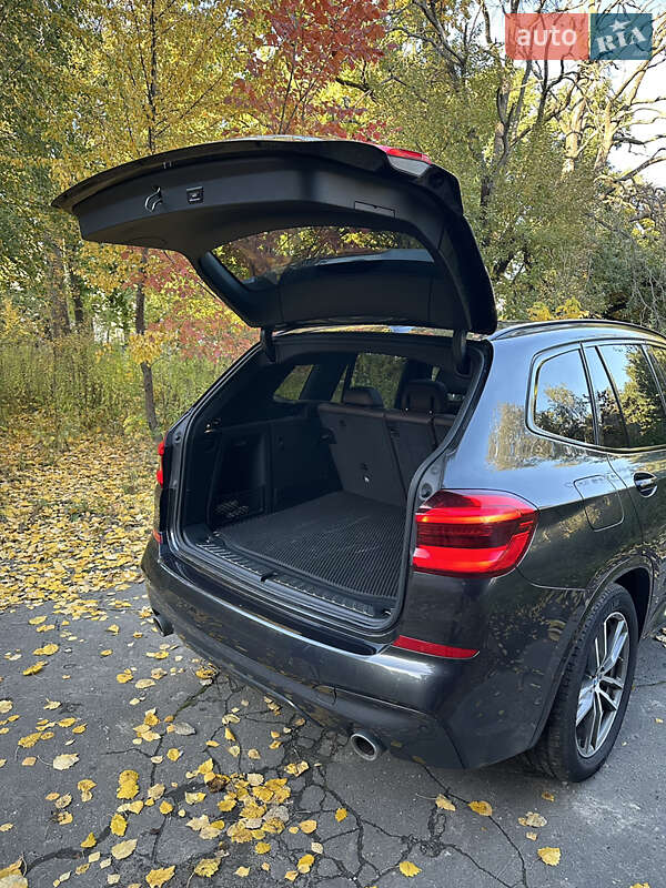 Внедорожник / Кроссовер BMW X3 2018 в Киеве